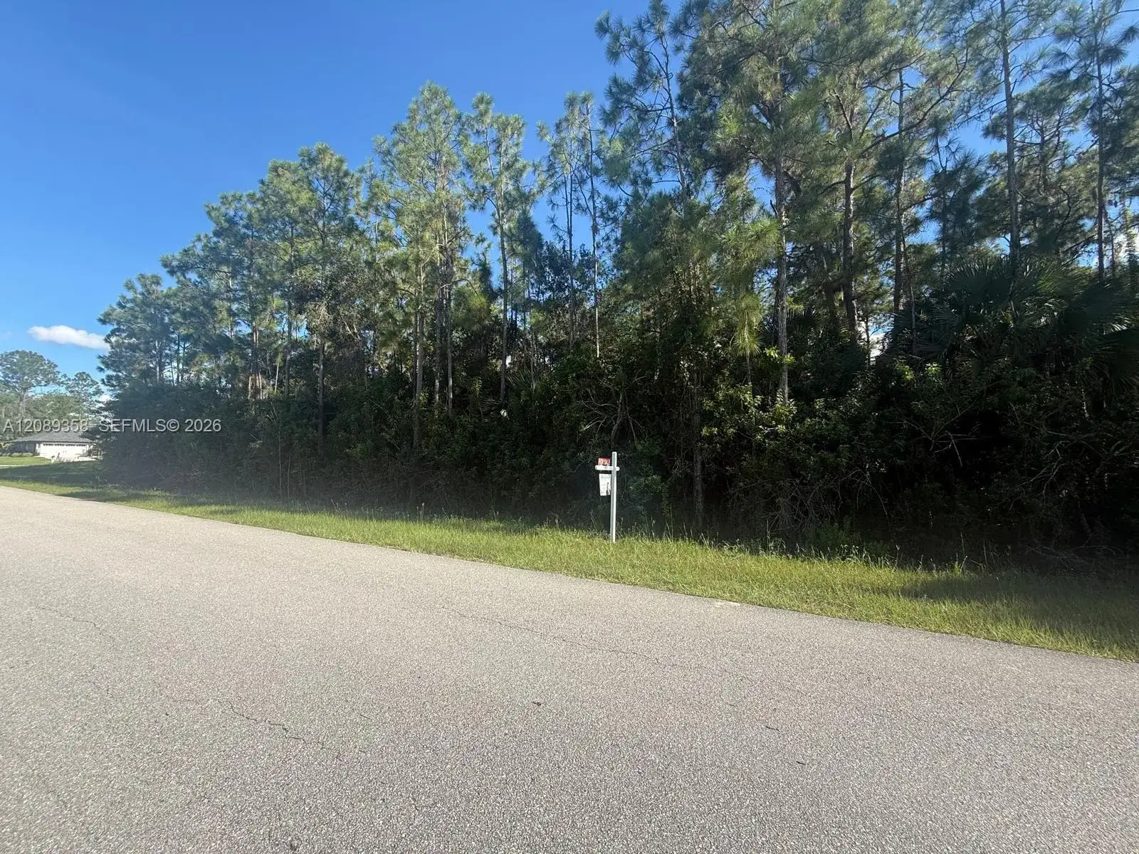 179 Ridgemont Dr, Lehigh Acres FL 33972 photo 2