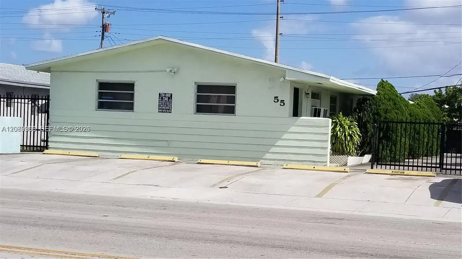 55 W 9th St # 1, Hialeah FL 33010