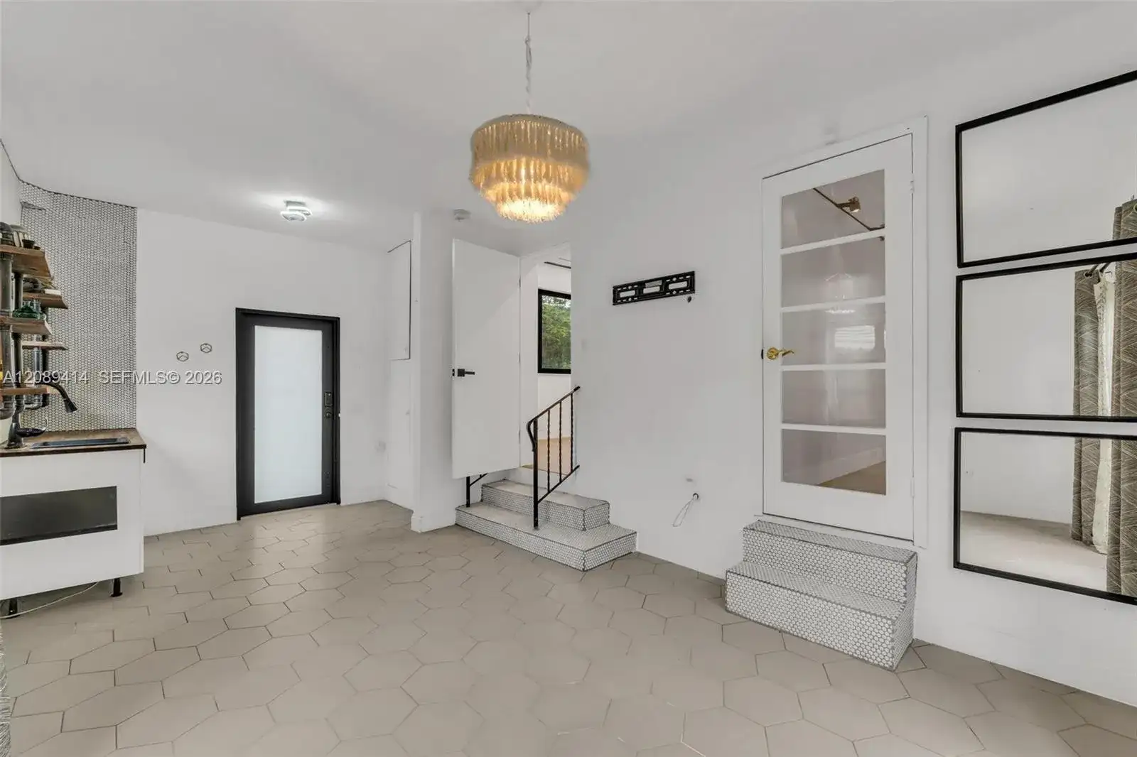 1224 N 26th Ave, Hollywood FL 33020 photo 4