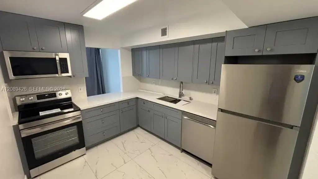 701 Three Islands Blvd # 320, Hallandale Beach FL 33009
