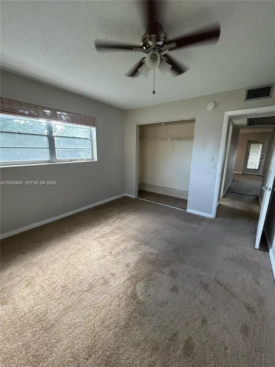179 Canterbury # H, West Palm Beach FL 33417 photo 4