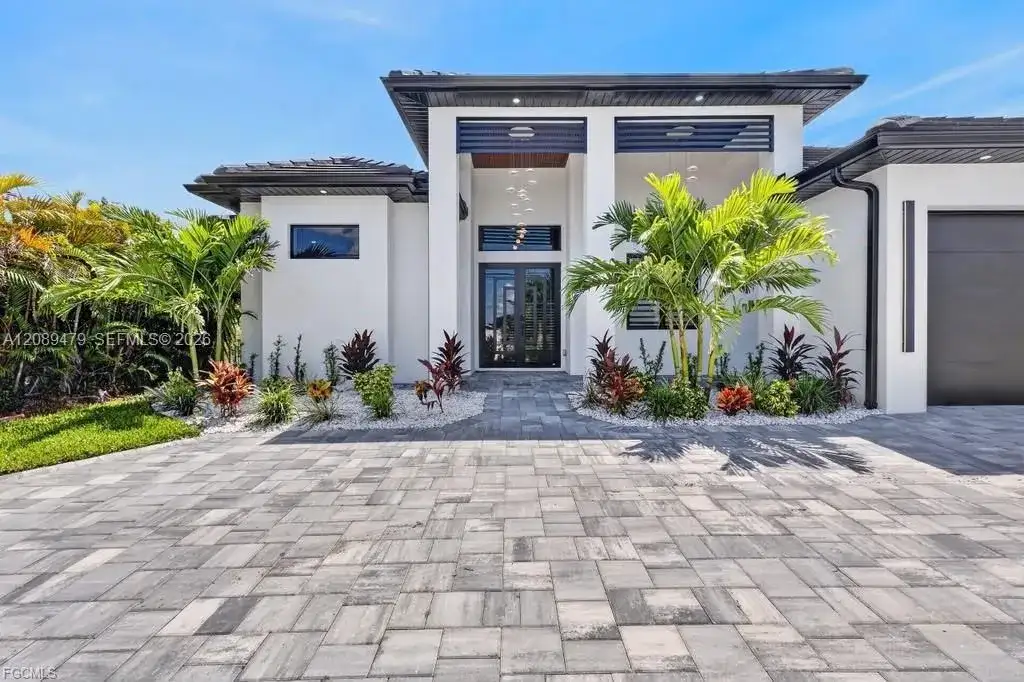 136 SW 28th ST, Cape Coral FL 33914 photo 5