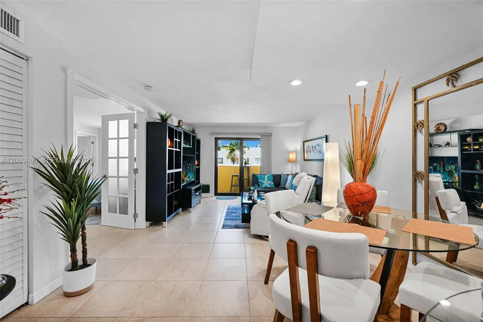 1334 Collins Ave # 403, Miami Beach FL 33139 photo 2