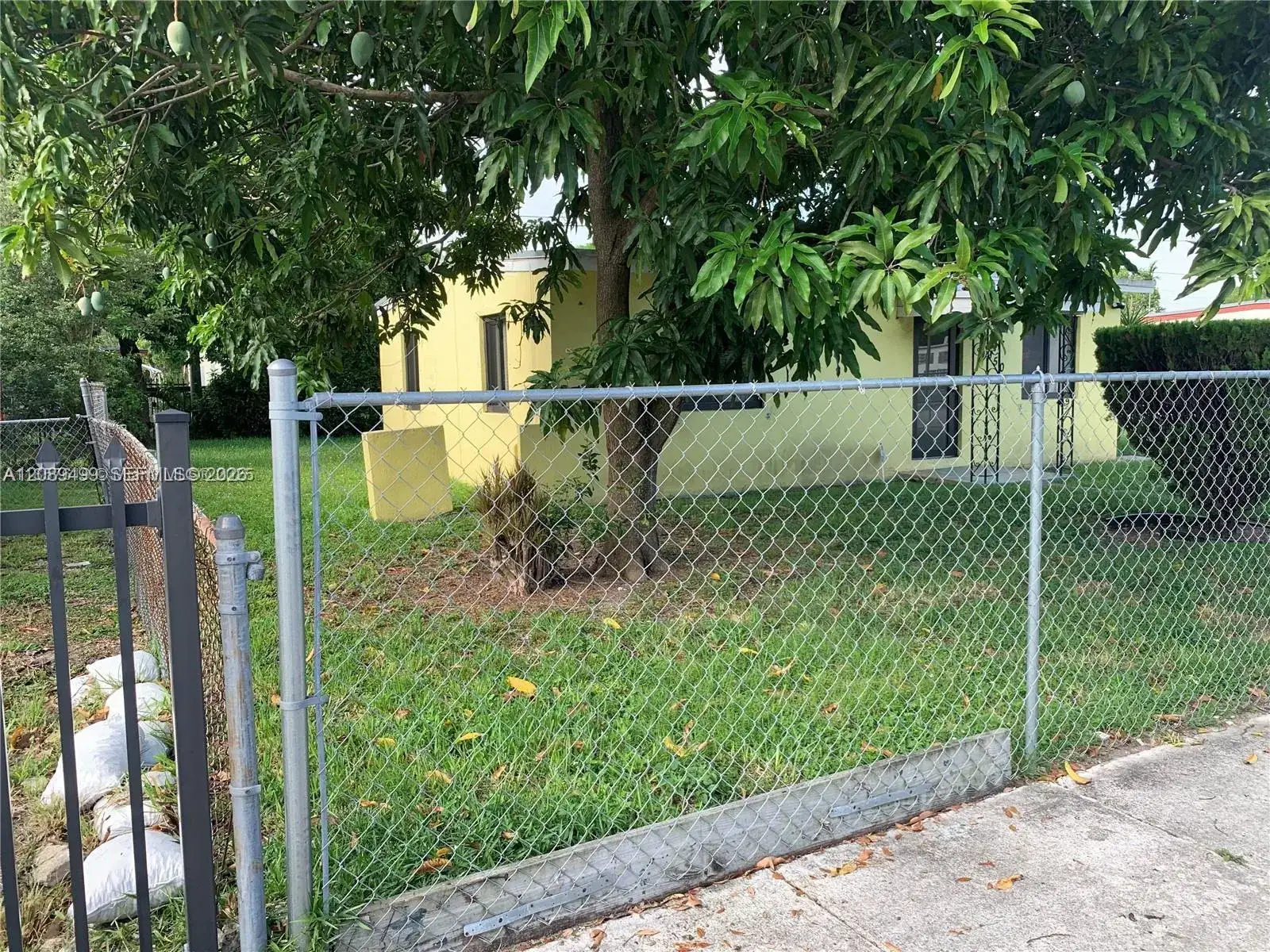 950 NW 56th, Miami FL 33127 photo 2