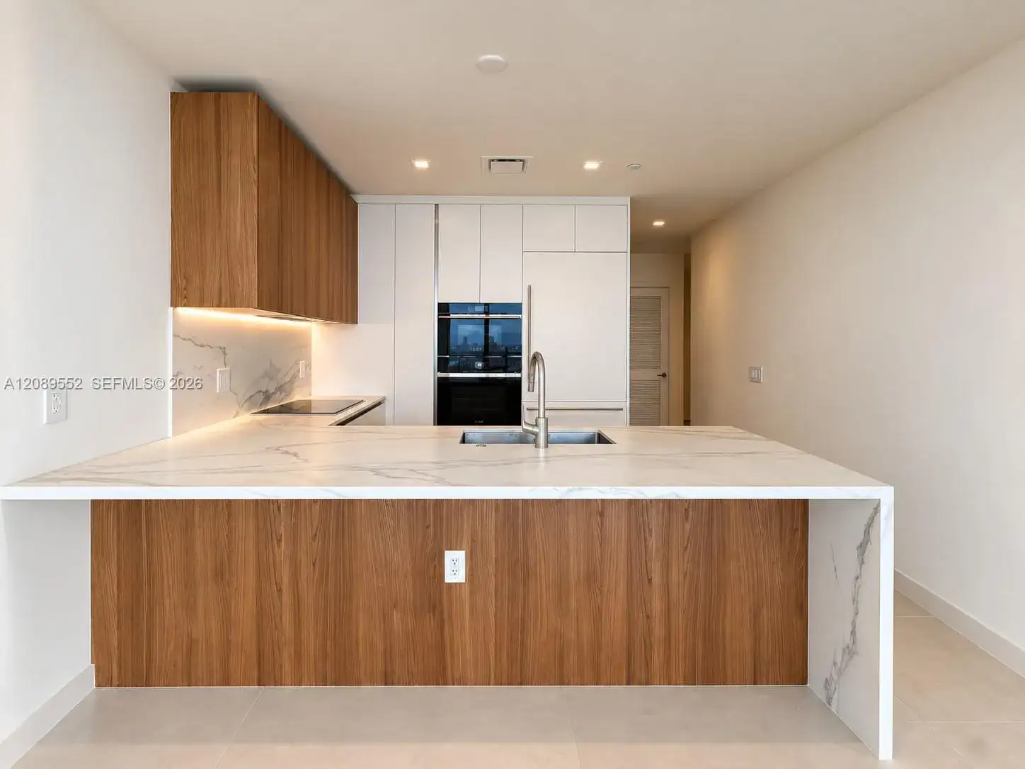 1400 Biscayne Blvd # 2704, Miami FL 33132 photo 5