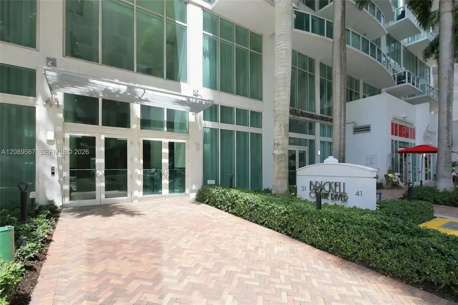 41 SE 5th St # 710, Miami FL 33131