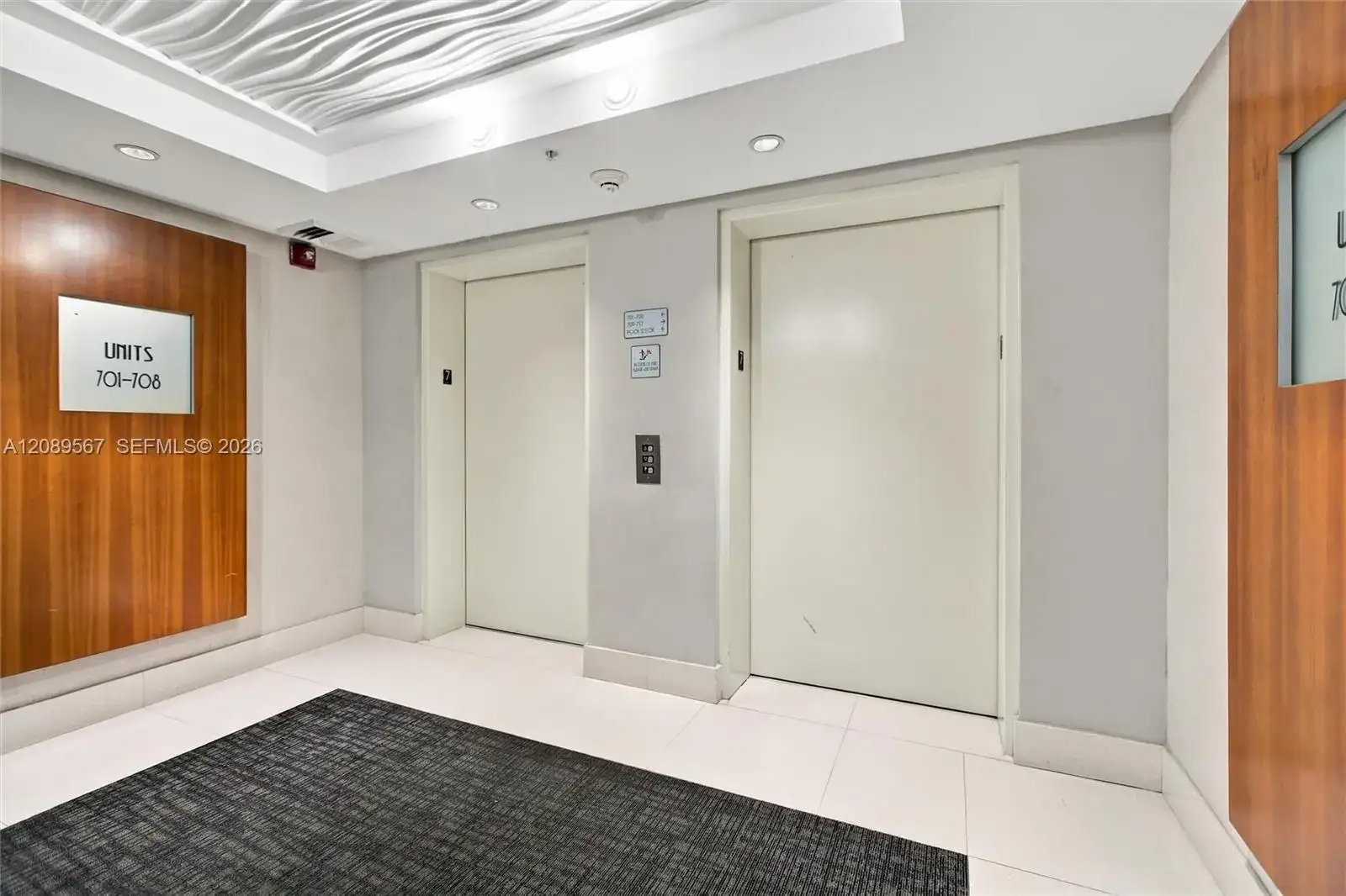 41 SE 5th St # 710, Miami FL 33131 photo 3