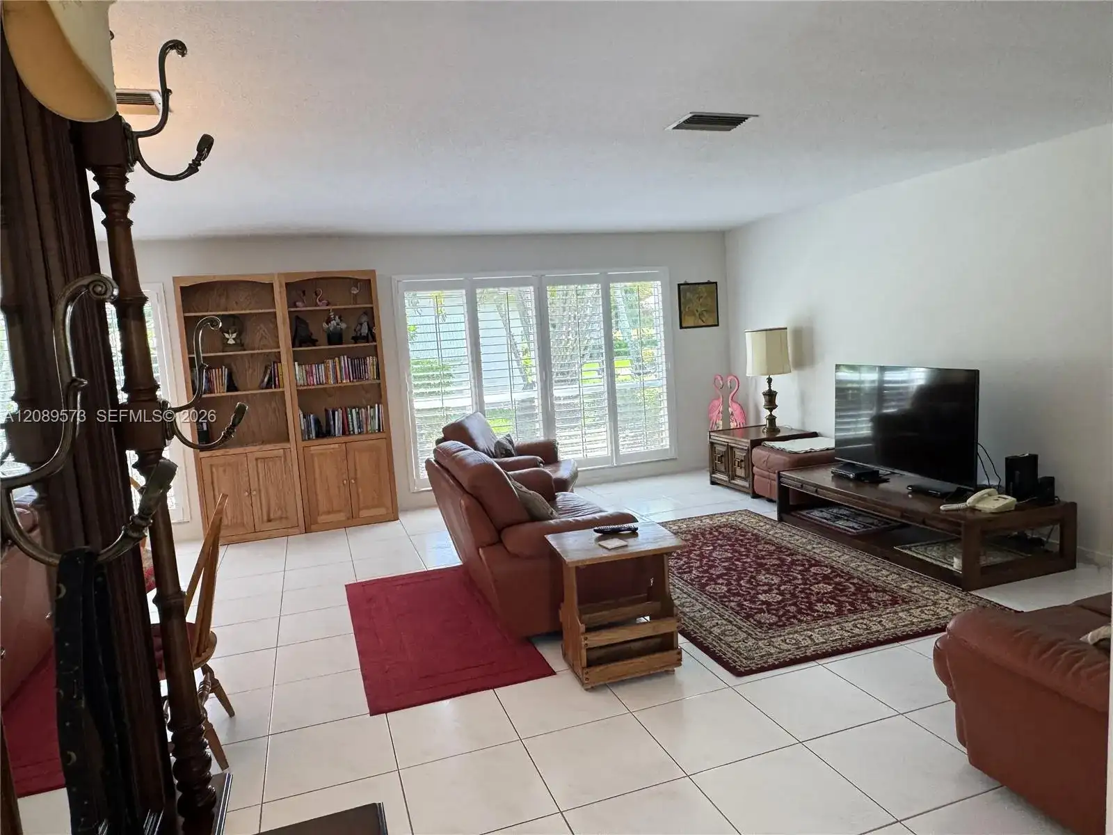 7190 E Tropical Way, Plantation FL 33317 photo 5