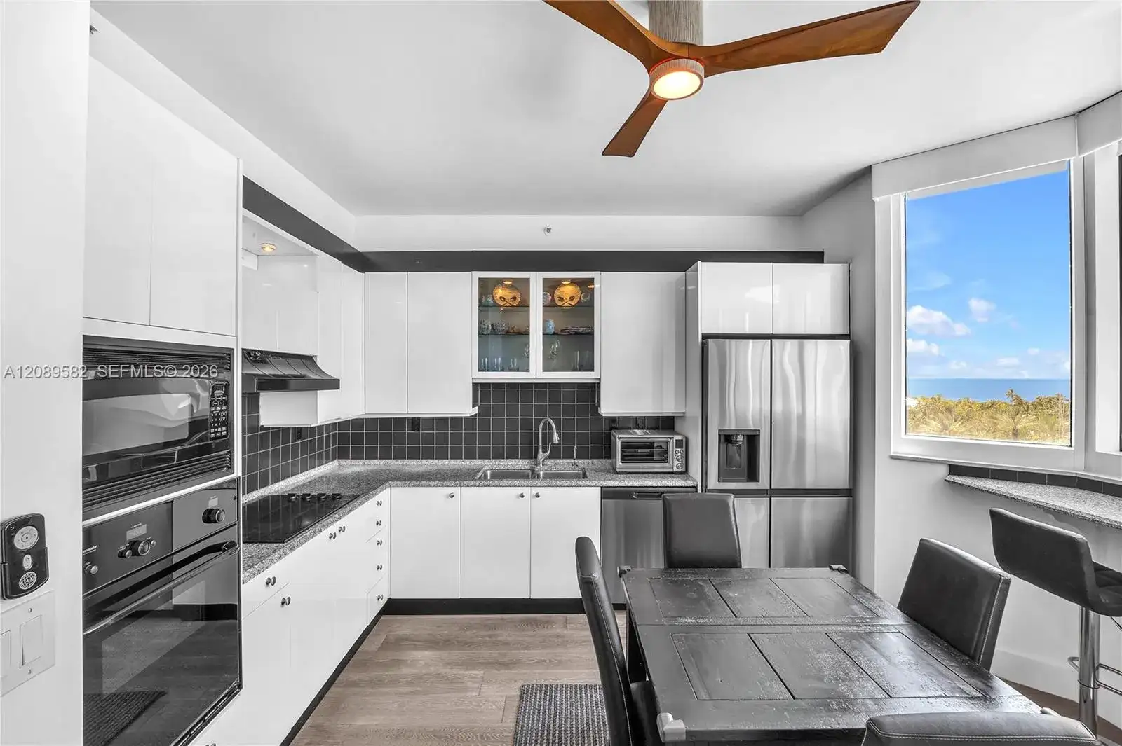 300 S Pointe Dr # 809, Miami Beach FL 33139 photo 5