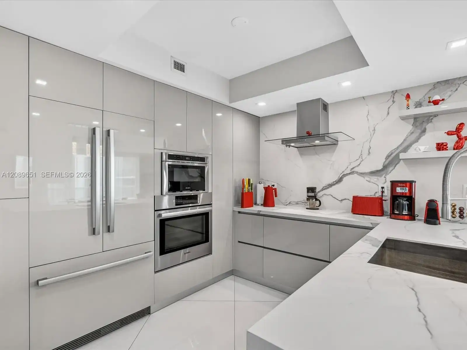 250 Sunny Isles Blvd # 1004, Sunny Isles Beach FL 33160