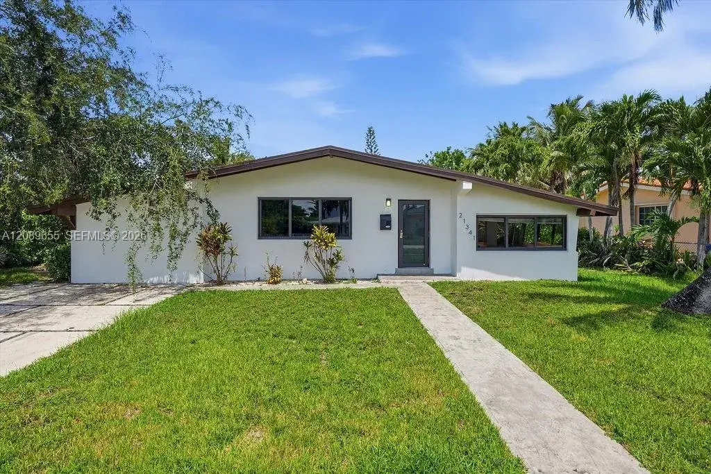 21341 NE 25th Ct, Aventura FL 33180