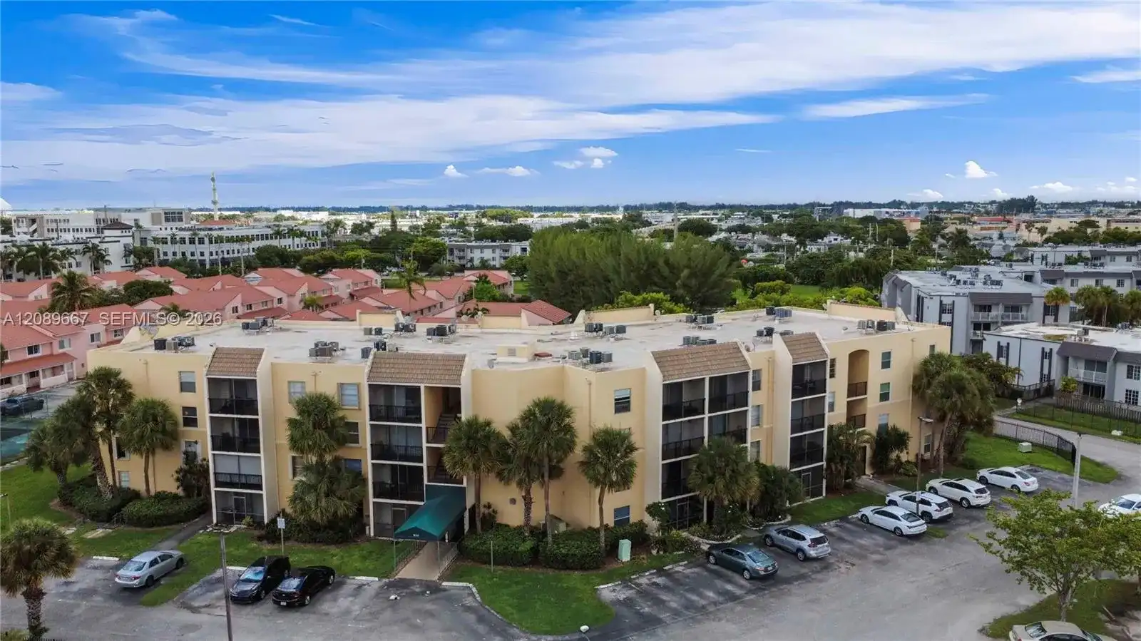 8005 Lake Dr # 410, Doral FL 33166
