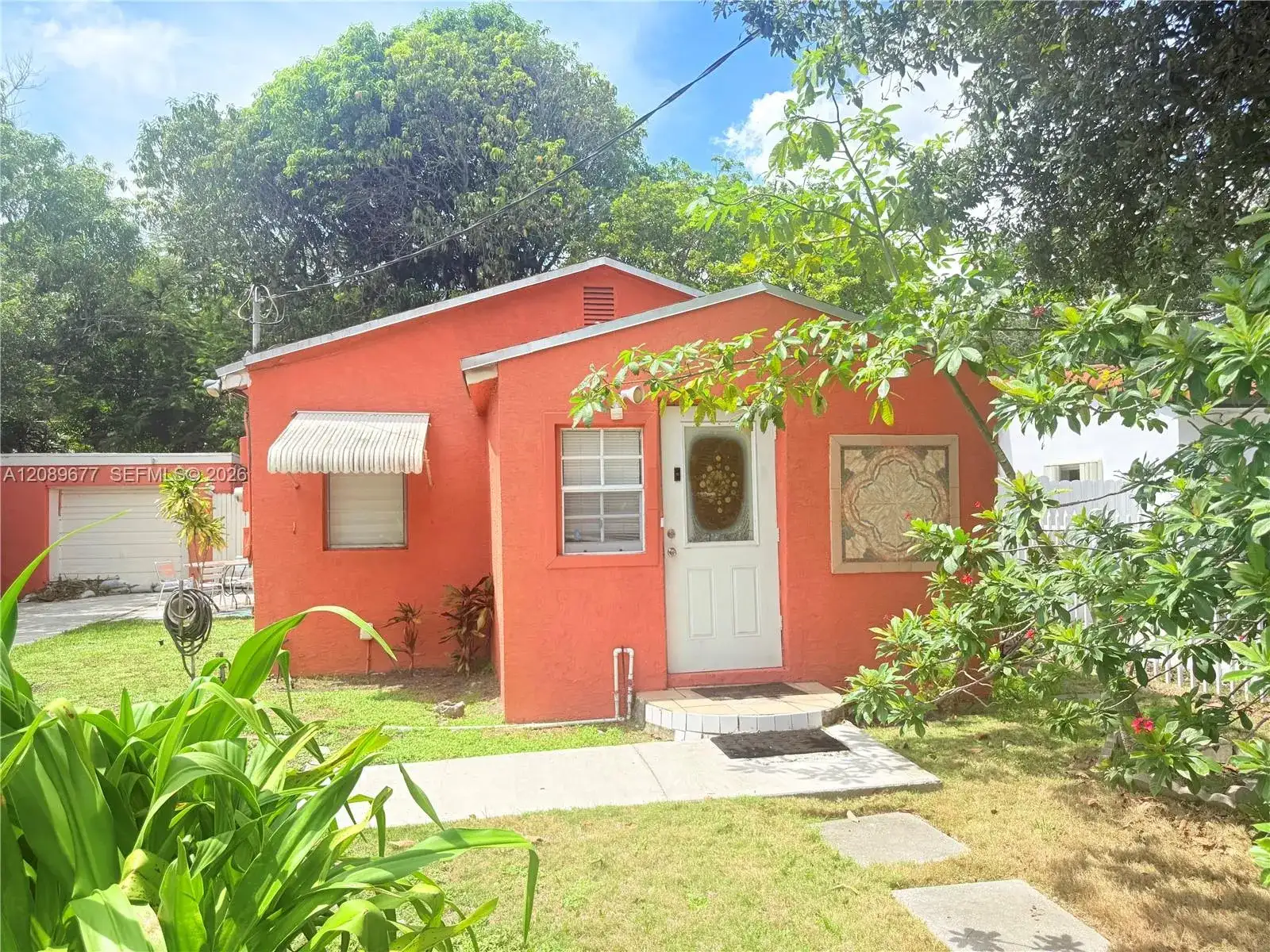 413 NW 14th Ter, Fort Lauderdale FL 33311 photo 2