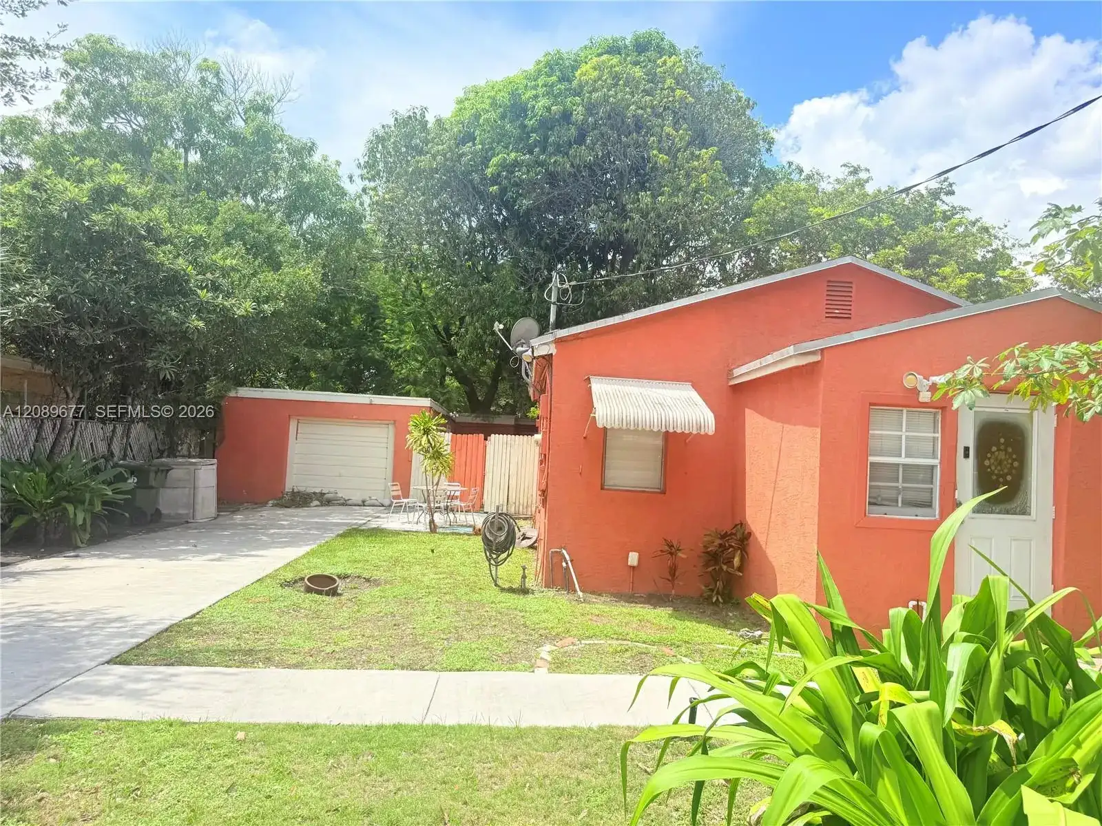 413 NW 14th Ter, Fort Lauderdale FL 33311 photo 3