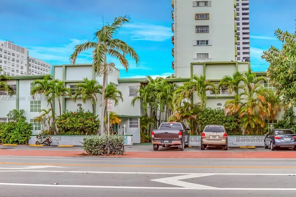 1334 Alton Rd # B5, Miami Beach FL 33139 photo 2