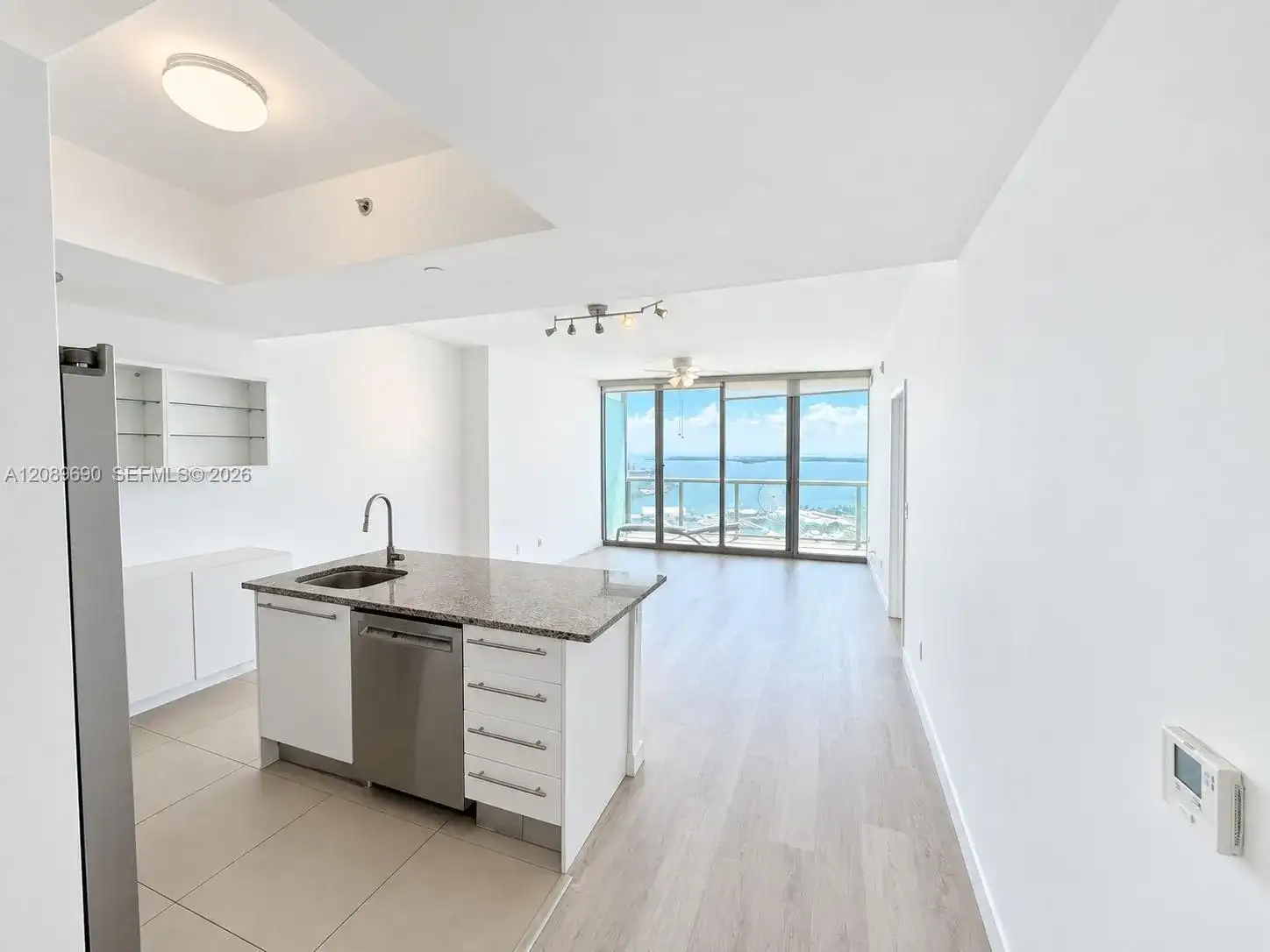 888 Biscayne Blvd # 3306, Miami FL 33132 photo 2