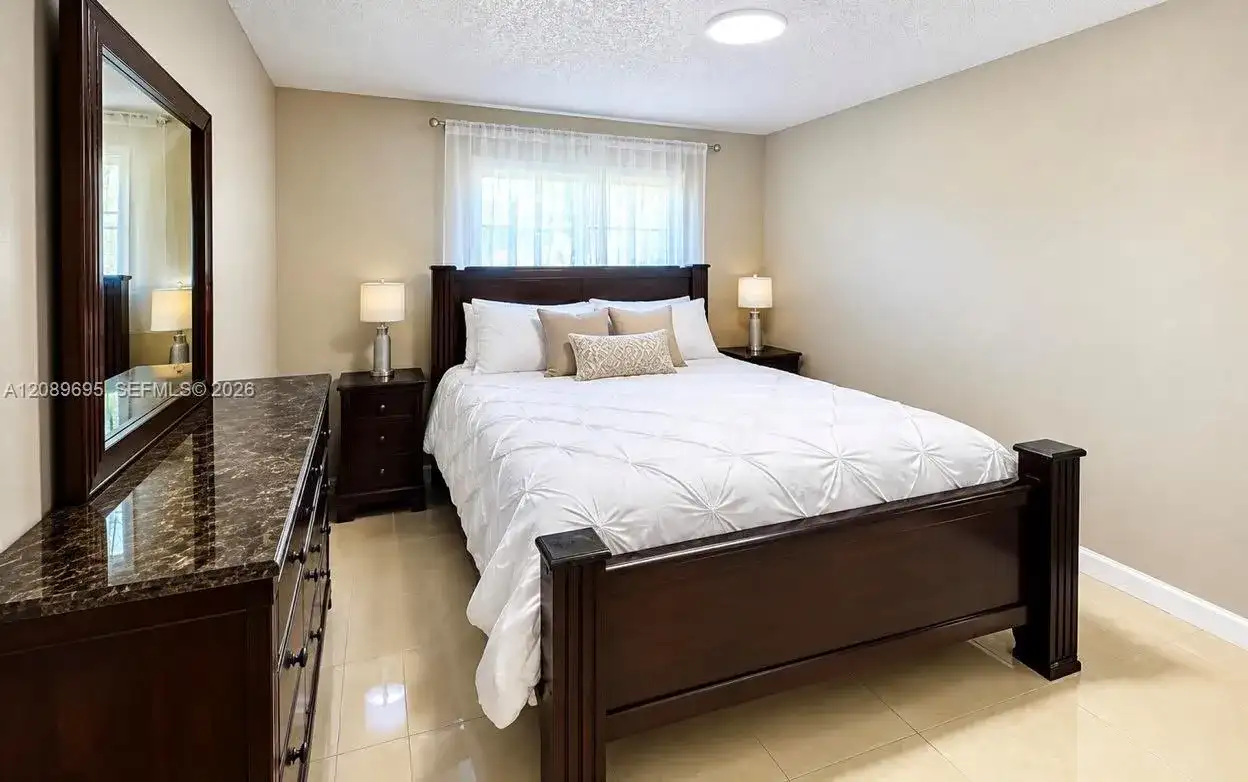 18155 SW 138th Pl, Miami FL 33177 photo 5