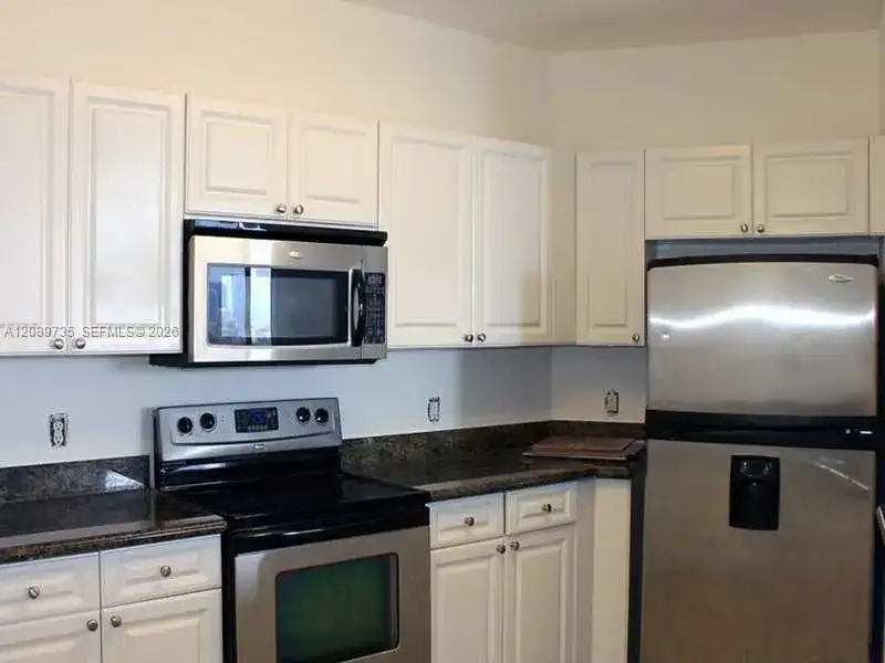 1 Glen Royal Pkwy # 1401, Miami FL 33125 photo 4