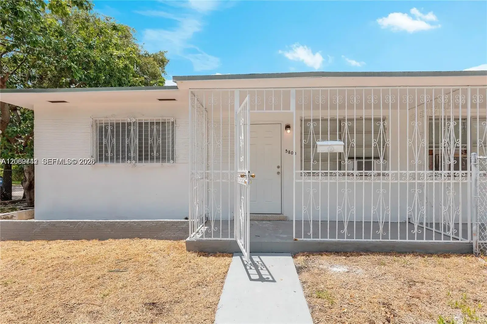 5800 NE 3rd Ave, Miami FL 33137 photo 3