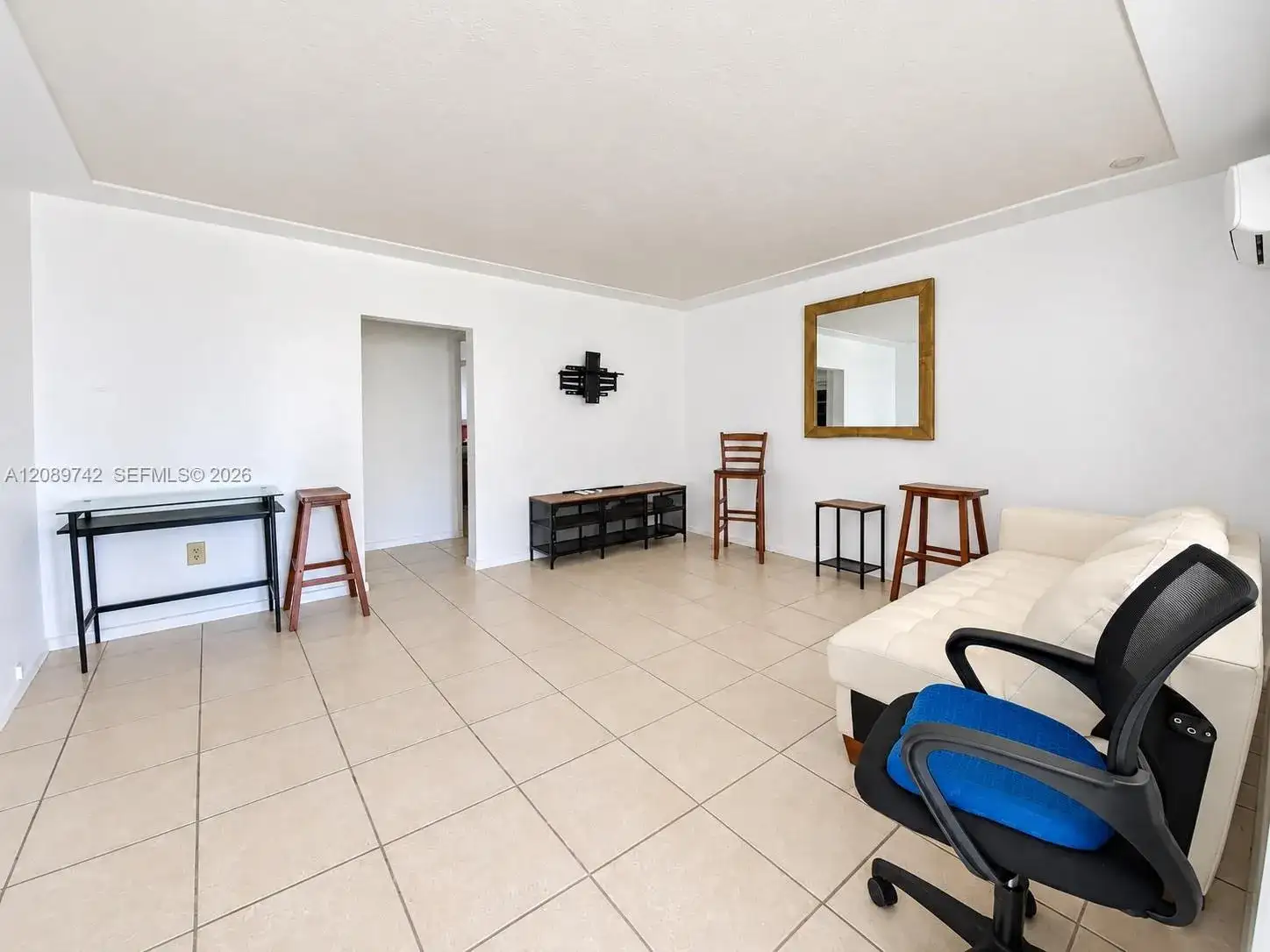905 NE 5th Ave # 2, Homestead FL 33030 photo 2