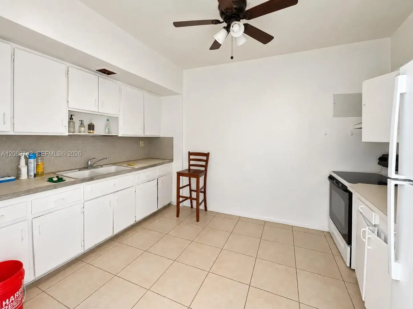 905 NE 5th Ave # 2, Homestead FL 33030 photo 4