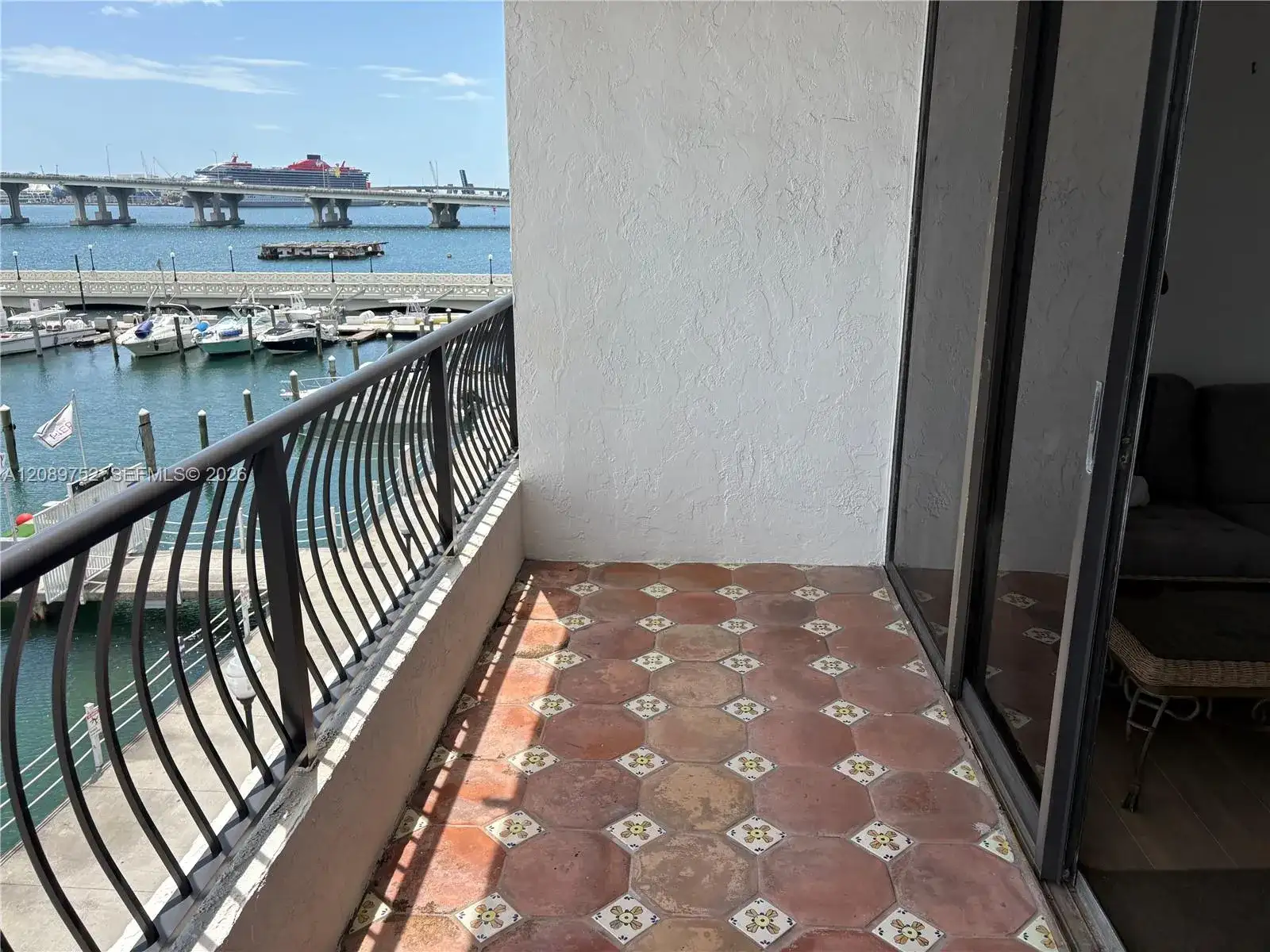 555 NE 15th St # 420, Miami FL 33132 photo 2