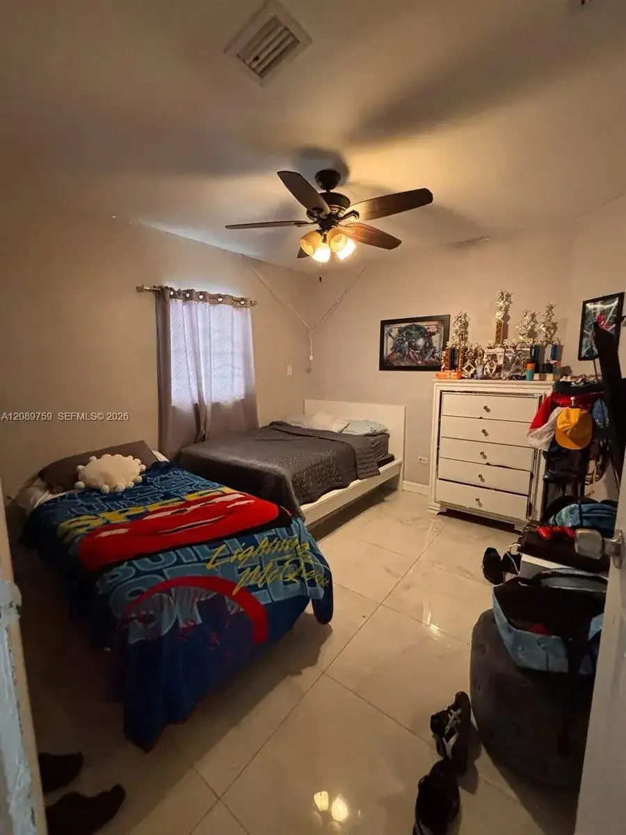1361 NW 28th St # 1, Miami FL 33142 photo 4