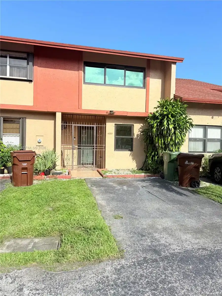 4085 W 8th Ct # 82, Hialeah FL 33012