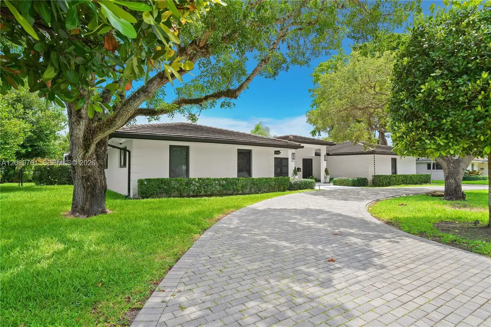 7420 SW 109th Ter, Pinecrest FL 33156 photo 3