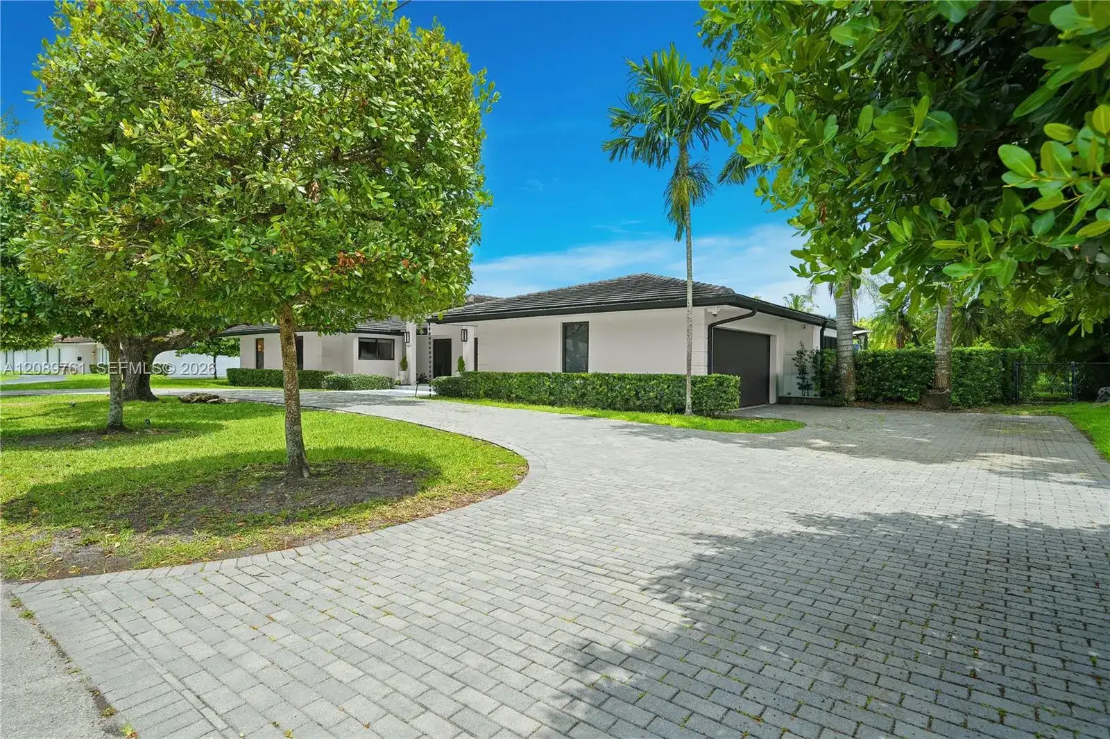 7420 SW 109th Ter, Pinecrest FL 33156 photo 5