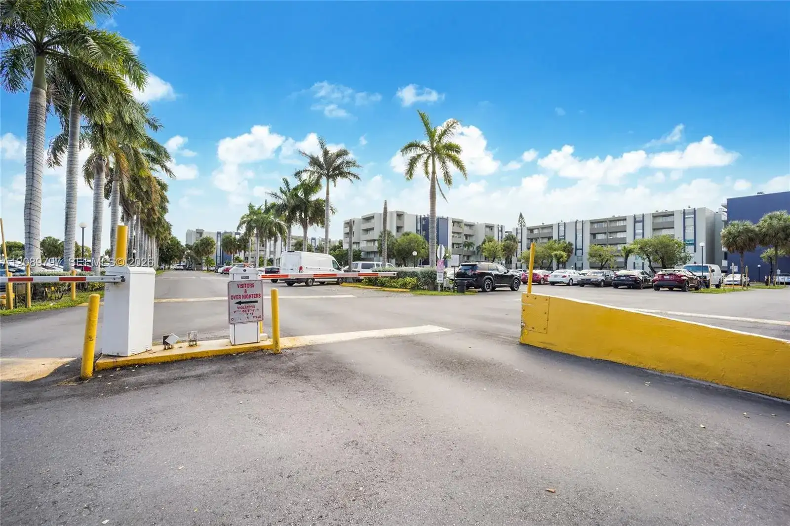 10000 NW 80th Ct # 2102, Hialeah Gardens FL 33016 photo 5