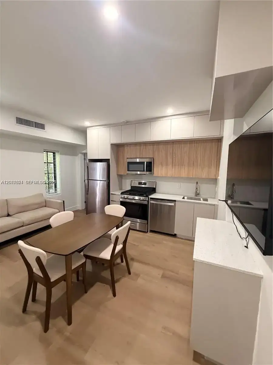1619 Jefferson Ave # 110, Miami Beach FL 33139 photo 2