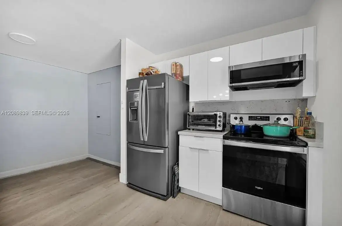 3231 SW 25th St # 1, Miami FL 33133 photo 4
