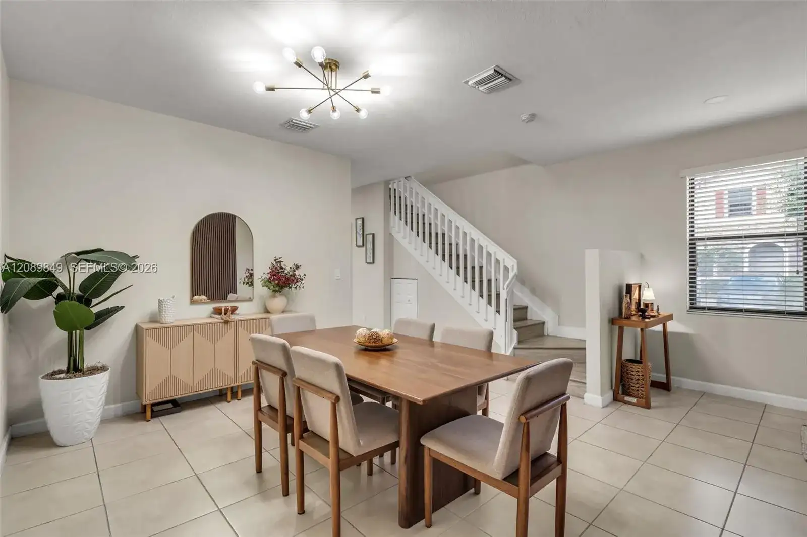 3305 W 93rd Pl, Hialeah FL 33018 photo 4
