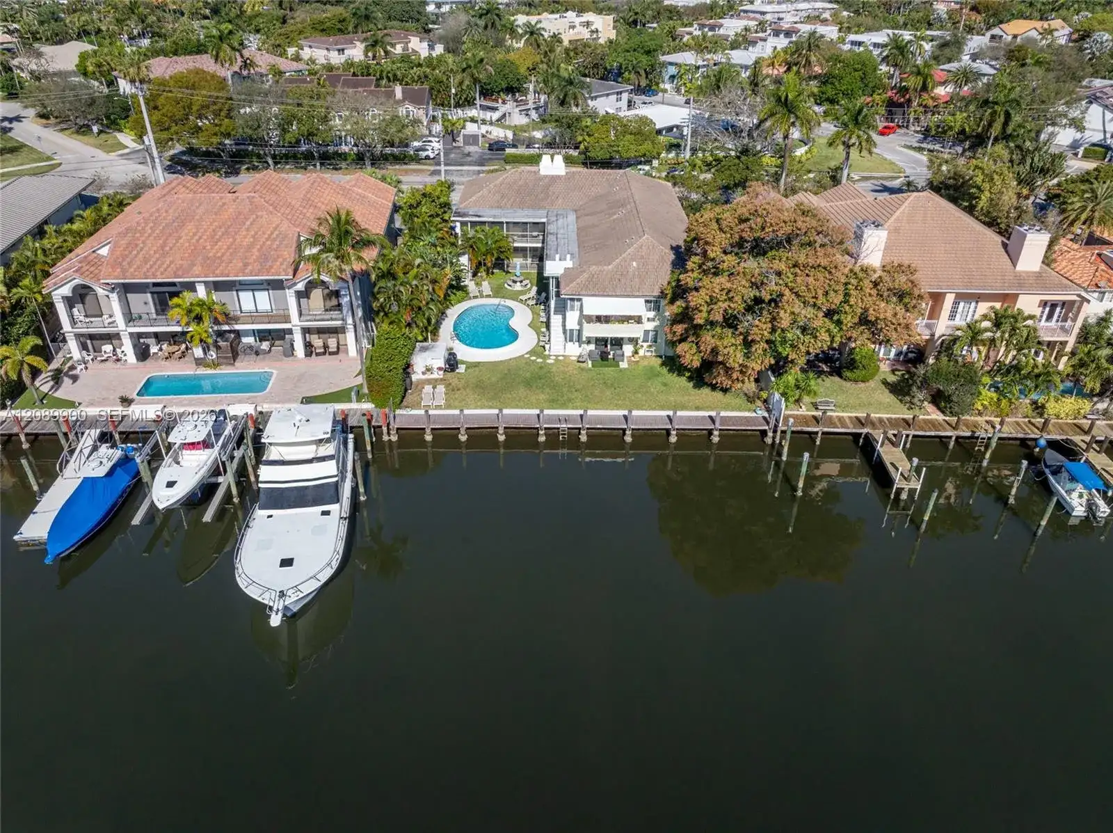 1308 Bayview Dr # 2B, Fort Lauderdale FL 33304 photo 3