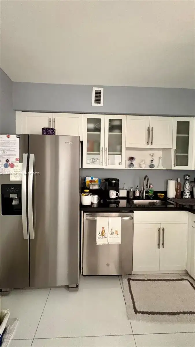 5700 Collins Ave # 11B, Miami Beach FL 33140 photo 5