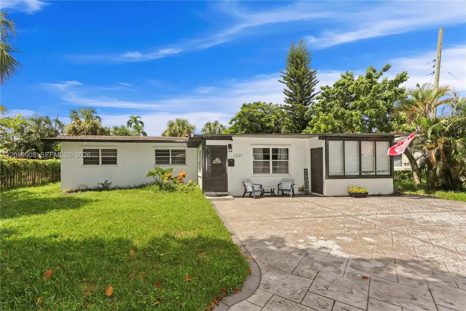 1221 NE 26th Ave, Pompano Beach FL 33062 photo 3