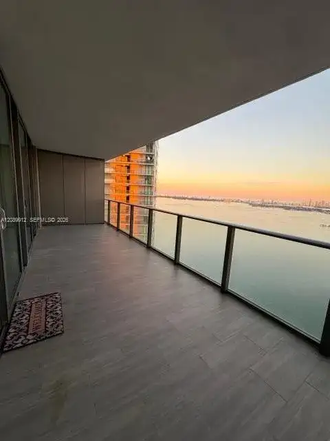 650 NE 32nd St # 4406, Miami FL 33137 photo 2