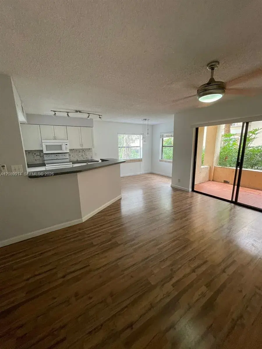 9999 Summerbreeze Dr # 413, Sunrise FL 33322