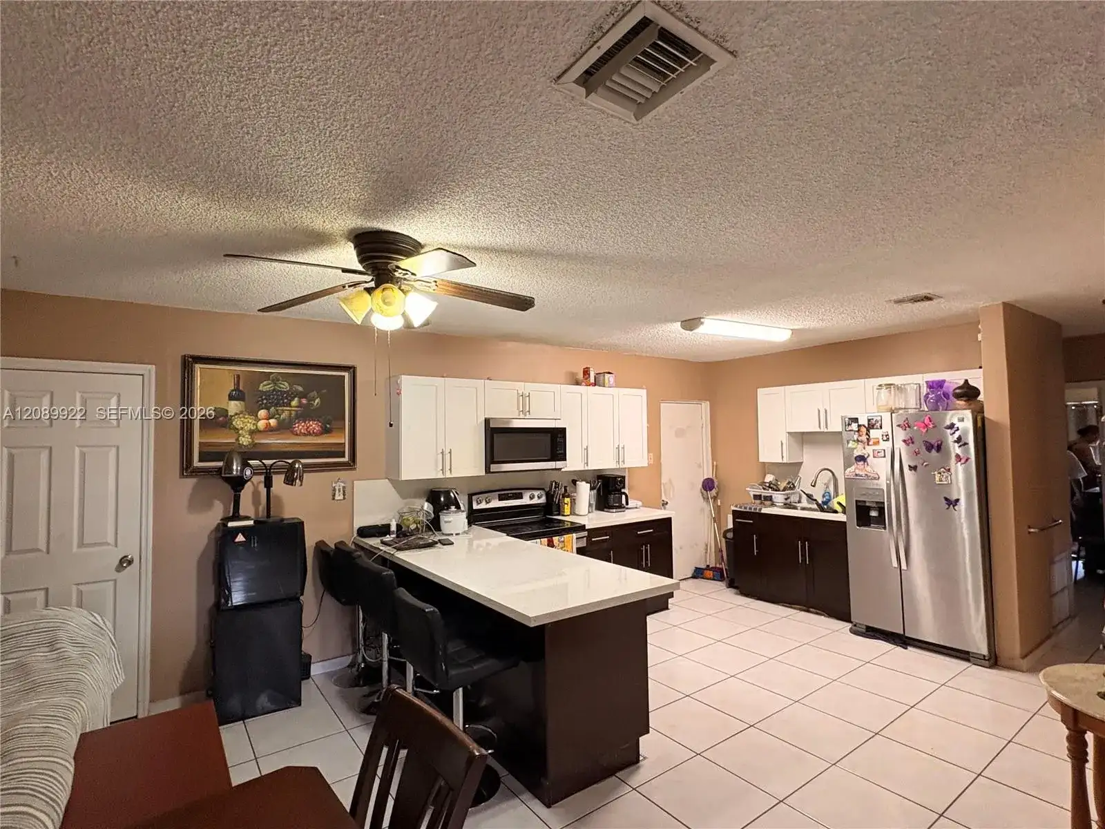 671 E 39th St, Hialeah FL 33013 photo 3