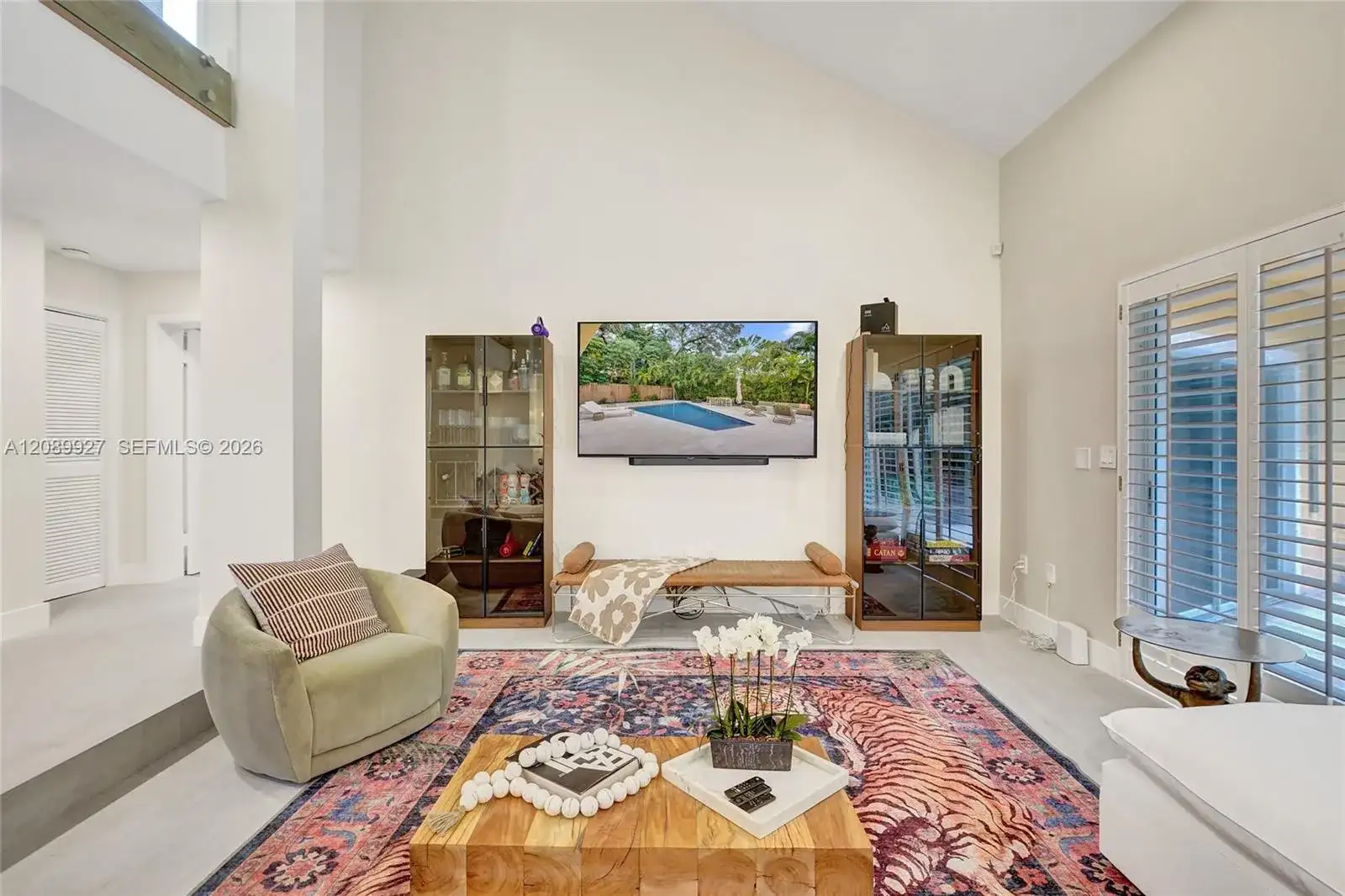 2360 Tigertail Ave, Miami FL 33133 photo 3