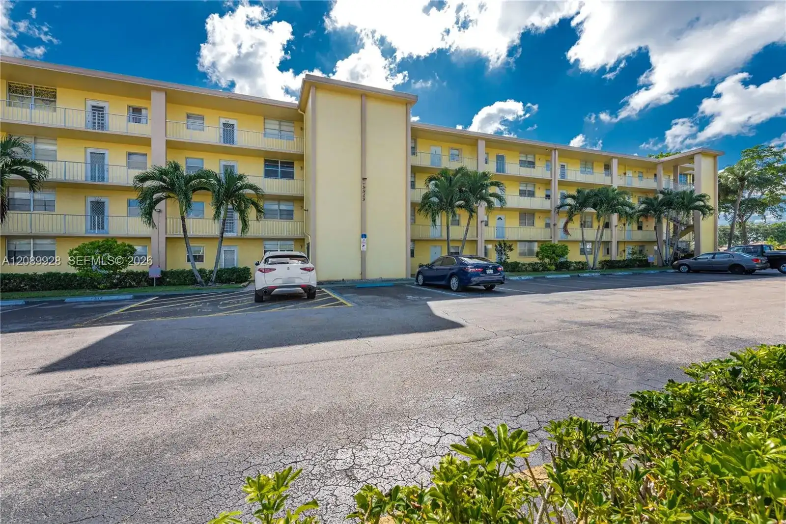 9949 Sandalfoot Blvd # 538, Boca Raton FL 33428