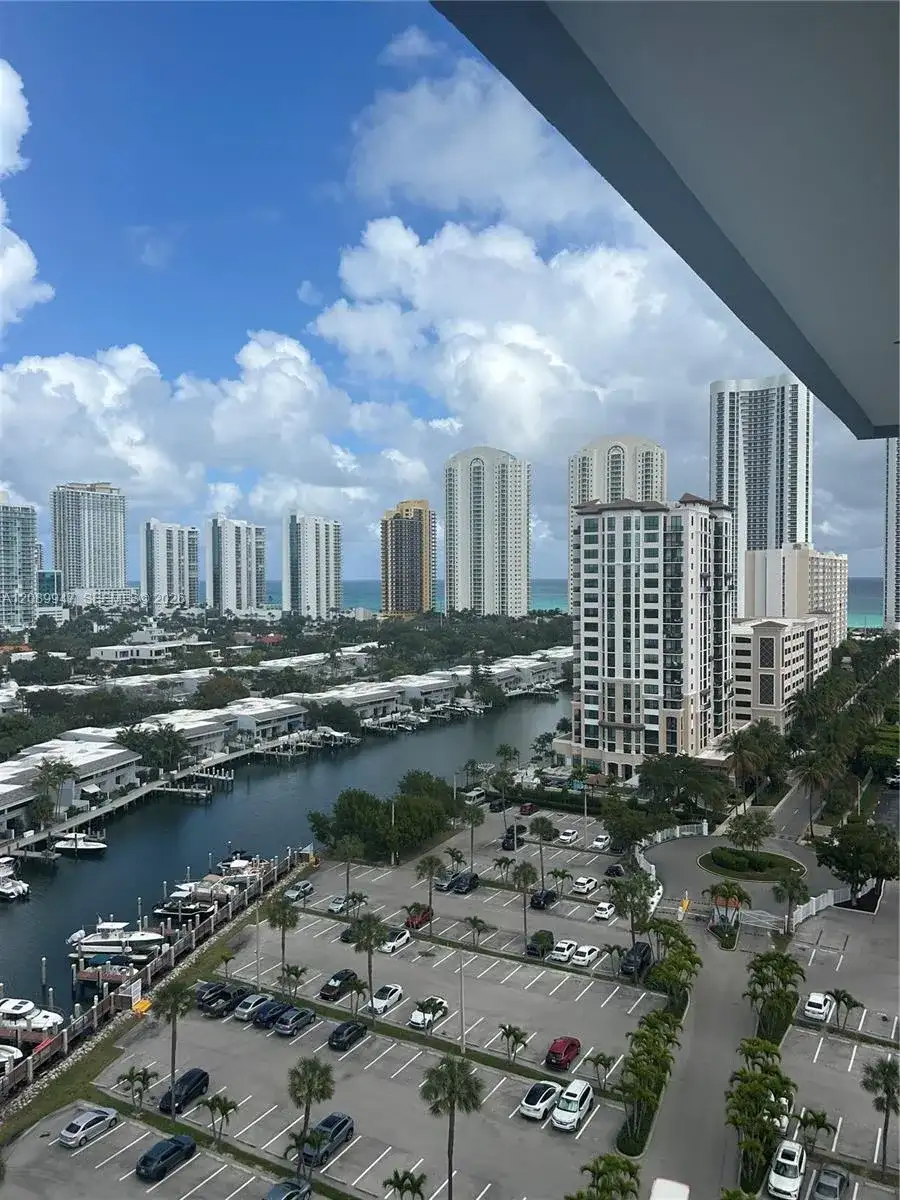400 Kings Point Dr # 1624, Sunny Isles Beach FL 33160 photo 2