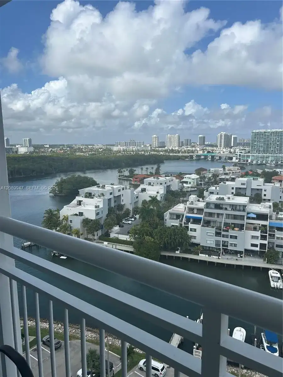 400 Kings Point Dr # 1624, Sunny Isles Beach FL 33160 photo 3