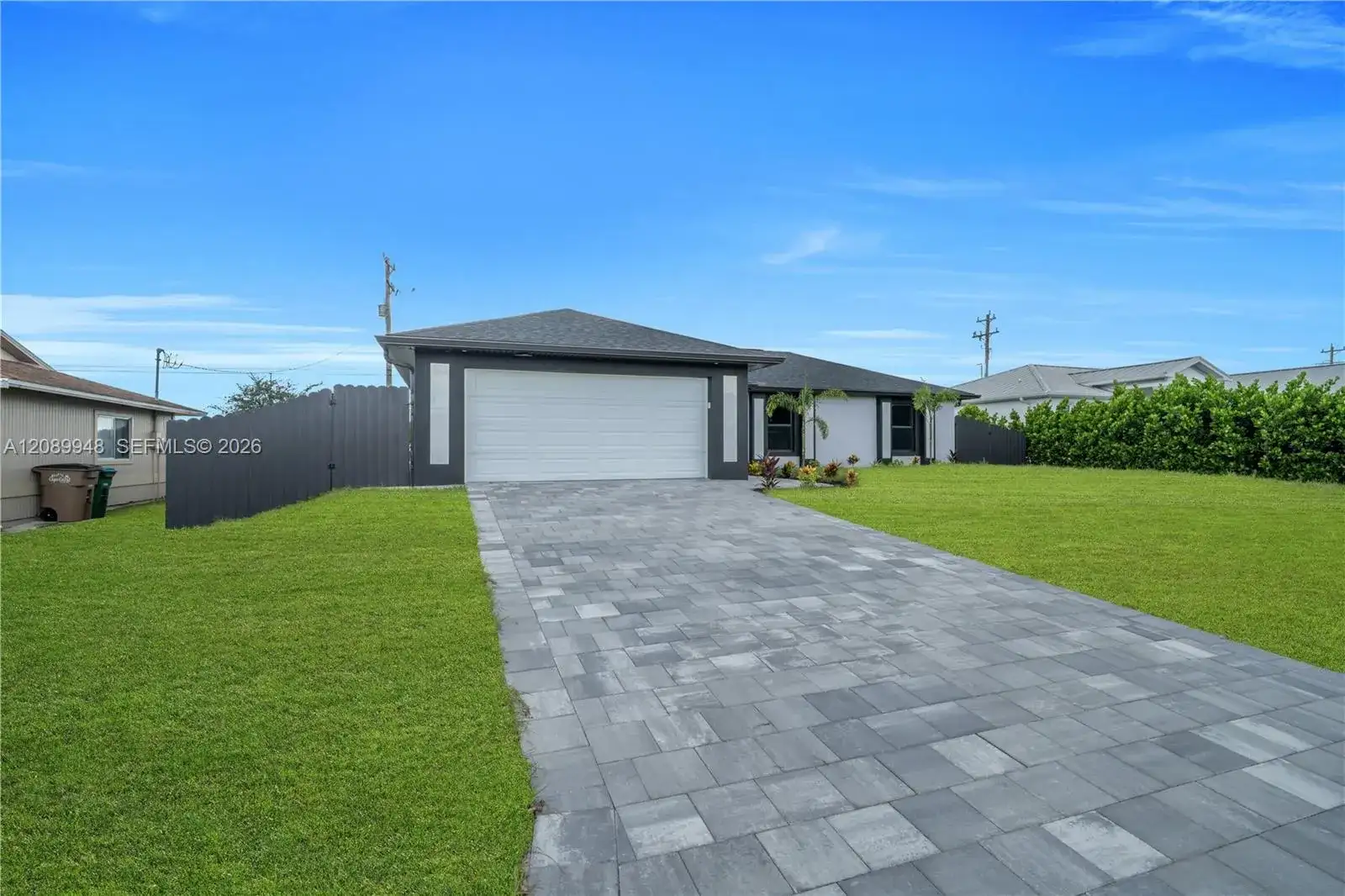 2124 ne 16th pl, Cape Coral FL 33909 photo 2