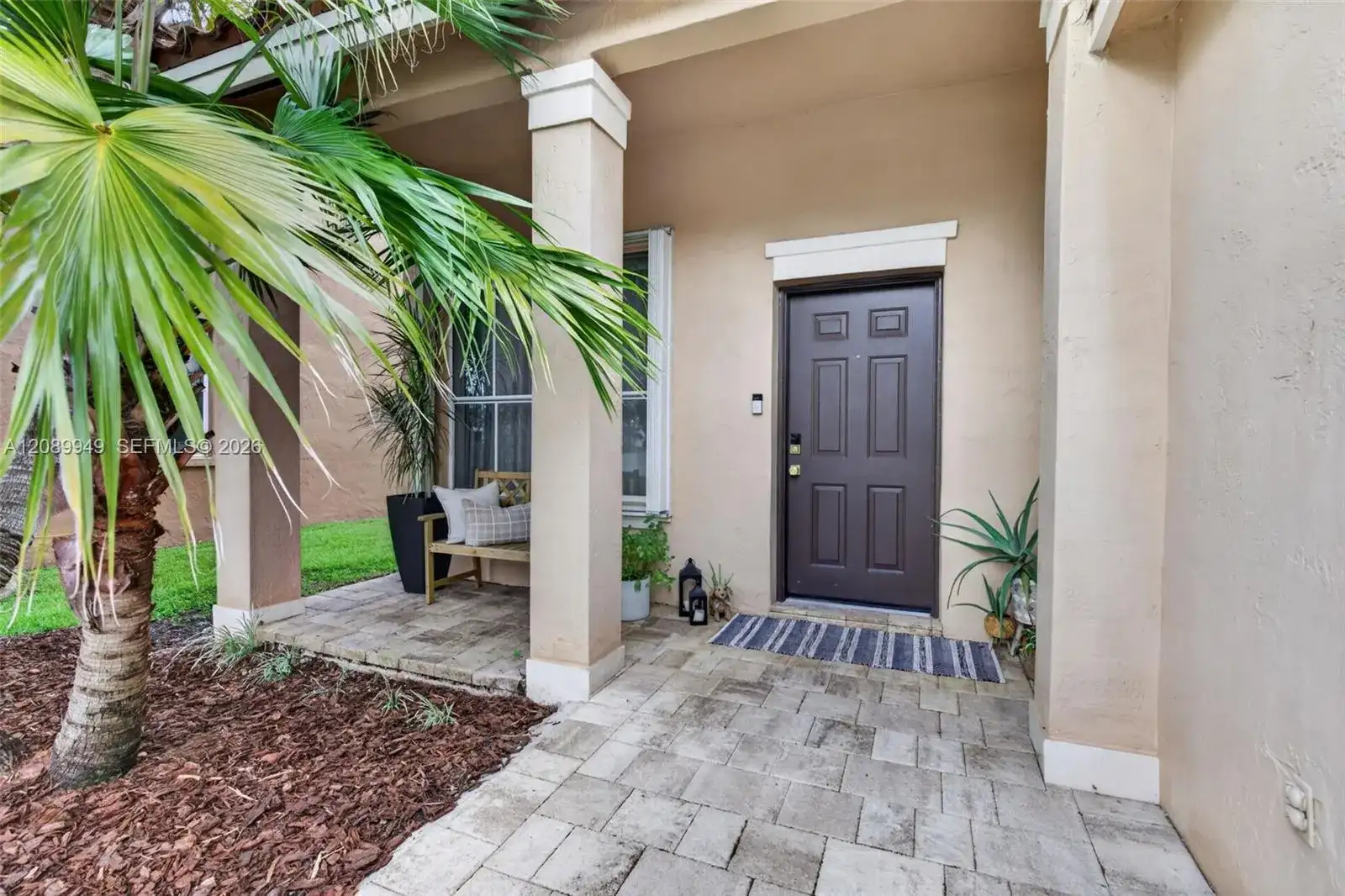 820 Falling Water Rd, Weston FL 33326 photo 3