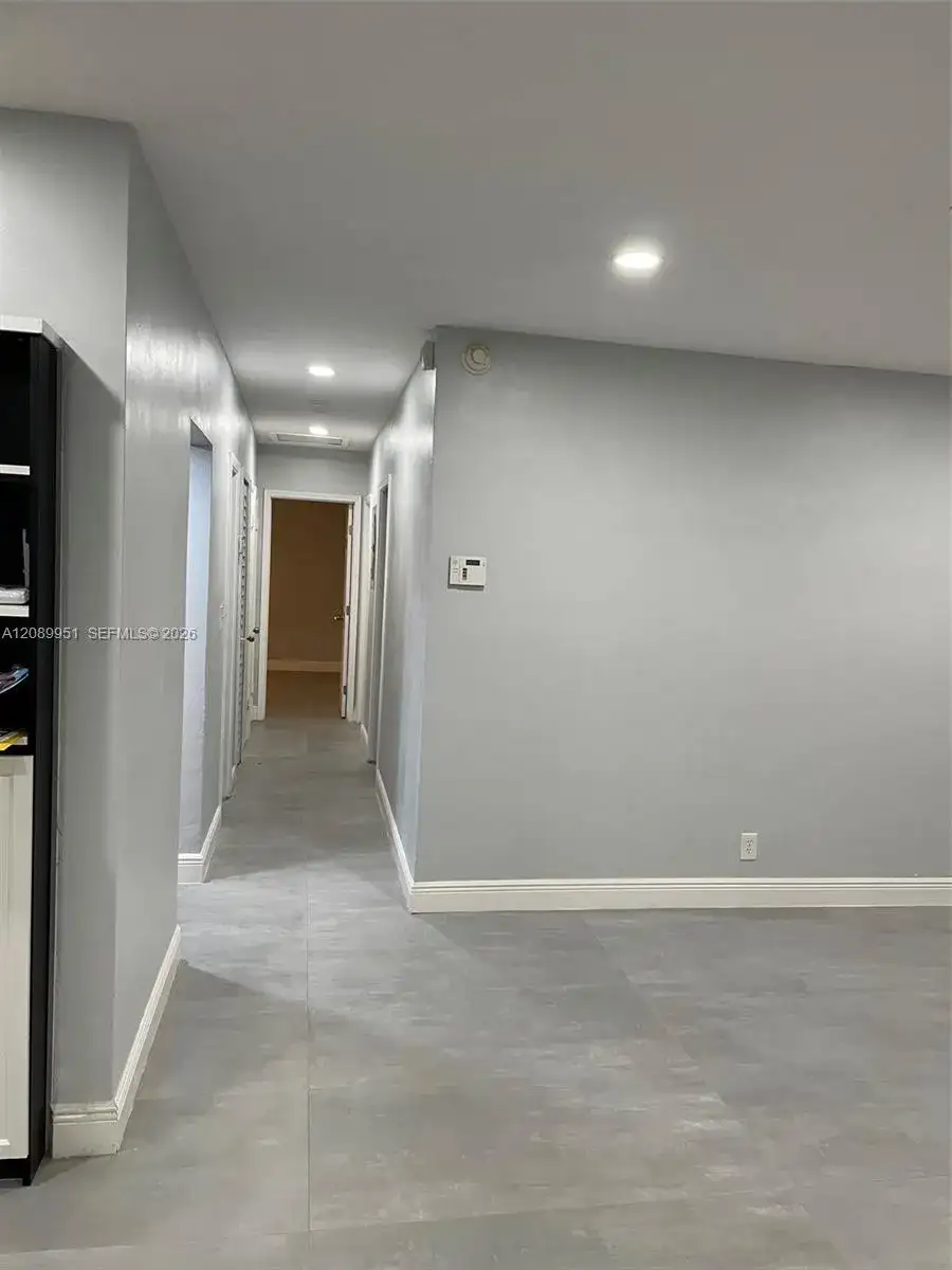 500 NW 31st Ave, Fort Lauderdale FL 33311 photo 4