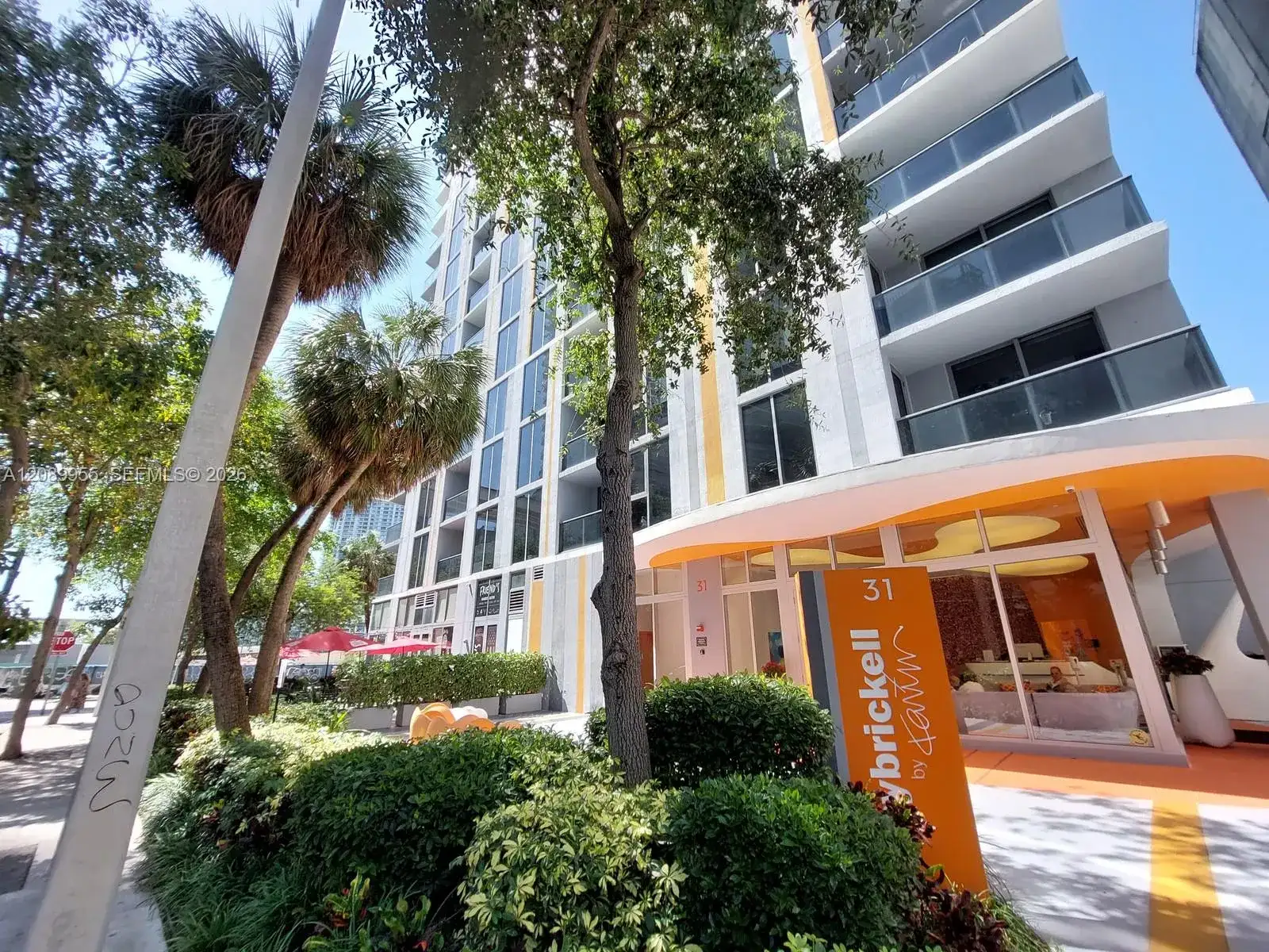 31 SE 6th St # 1405, Miami FL 33131 photo 3