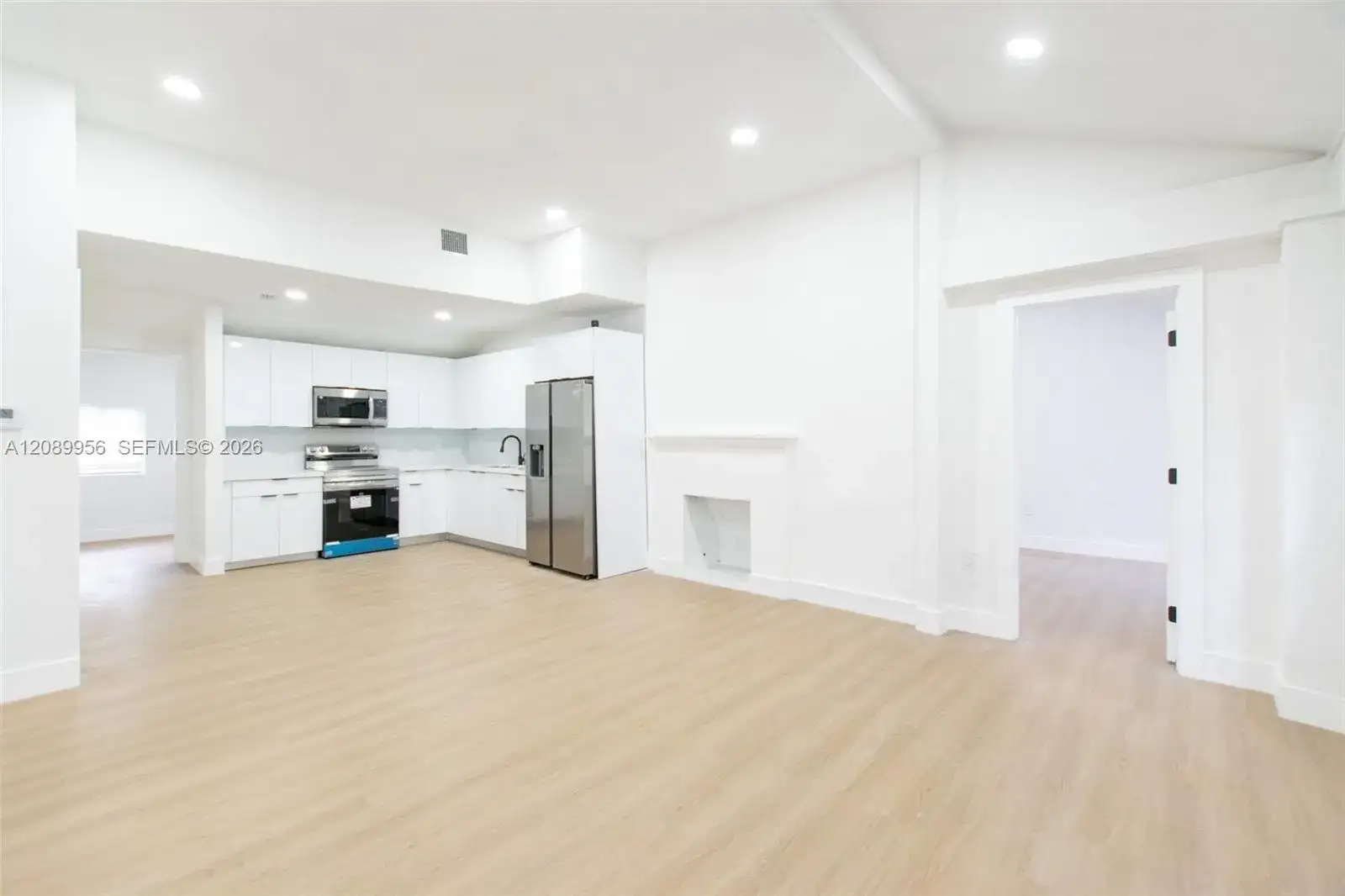2324 NW 14th Ave, Miami FL 33142 photo 5