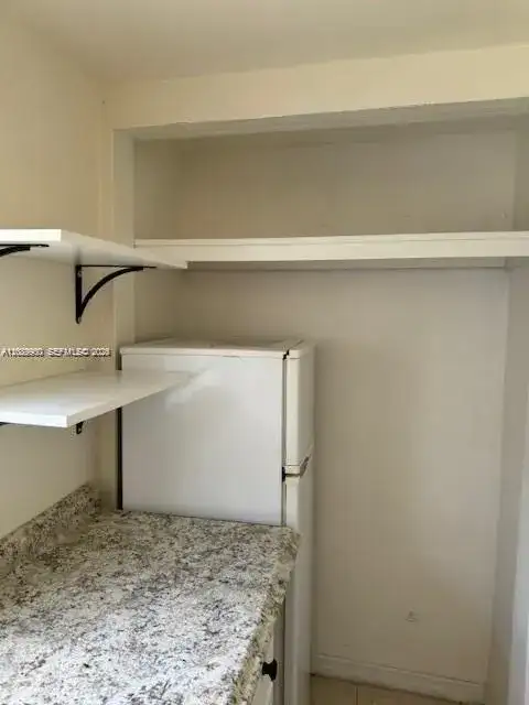 5800 Hope St, Hollywood FL 33021 photo 4